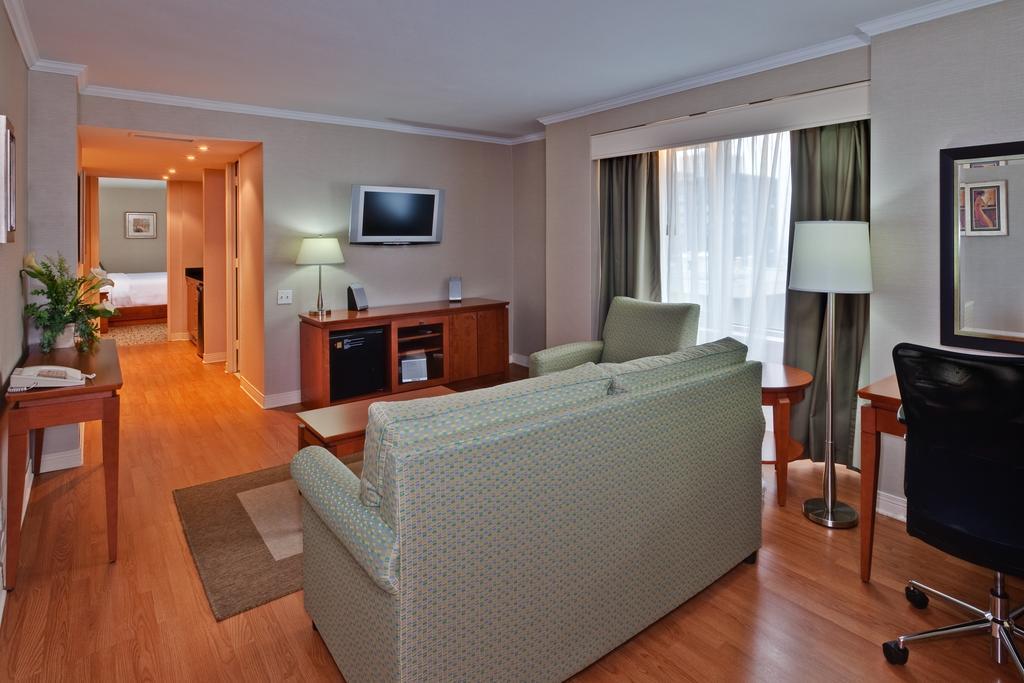 Holiday Inn Montreal Midtown Bilik gambar